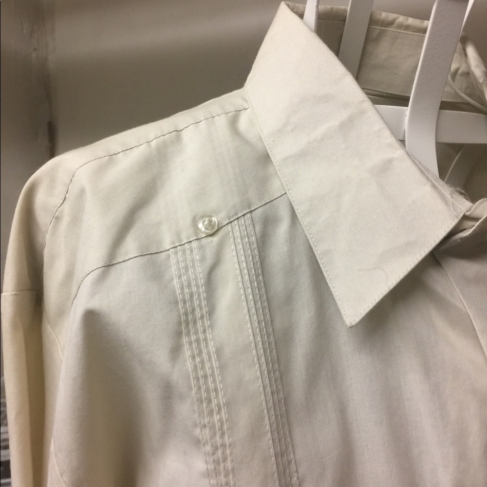 ❣️ Classic Men’s Guayabera